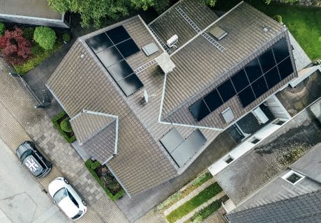 Ansicht einer Photovoltaik Anlage in NRW von oben