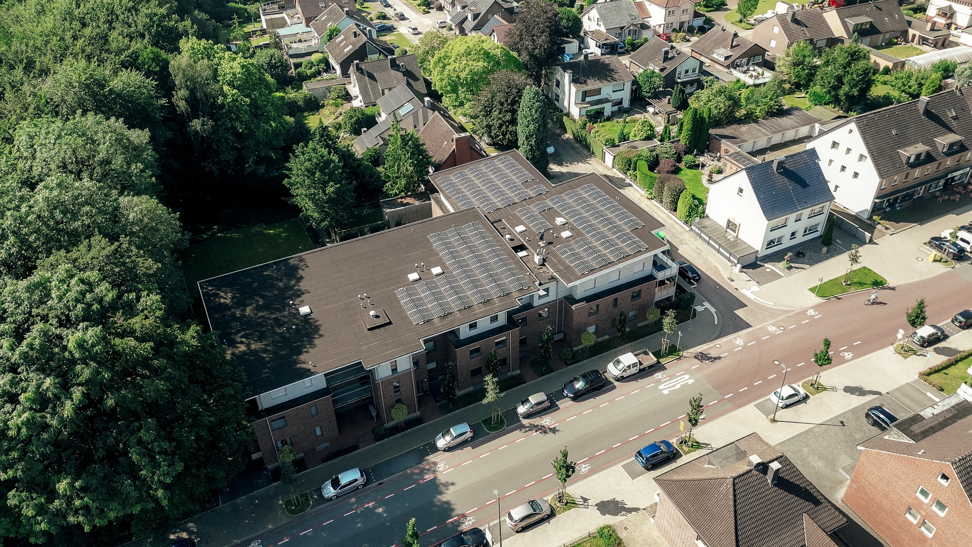 Große PV-Anlage, die über Kredite finanziert werden könnte