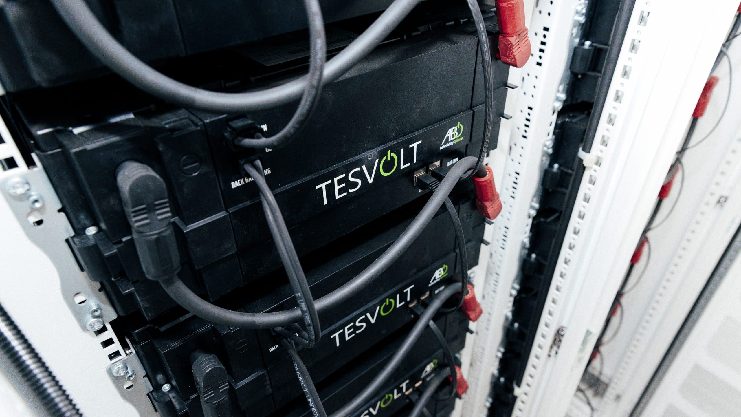 Stromspeicher - eine der PV Anlagen Extras, die ein Zuschuss finanzieren könnte